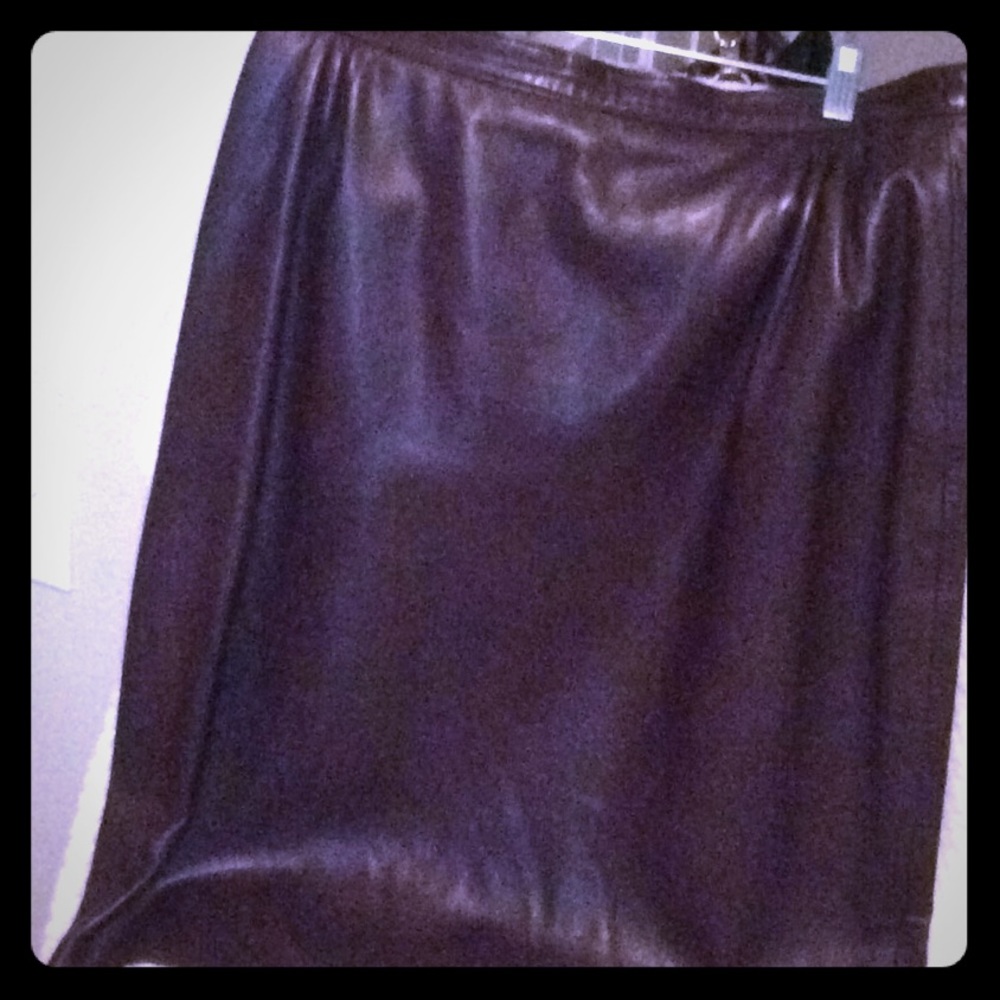 LeatherSkirt